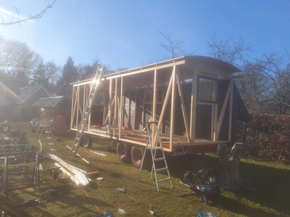 Tiny House Op Wielen Friesland Hotel Workum Exterior foto